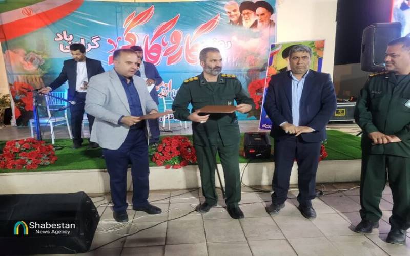 کارگران شهرداری جیرفت تجلیل شدند