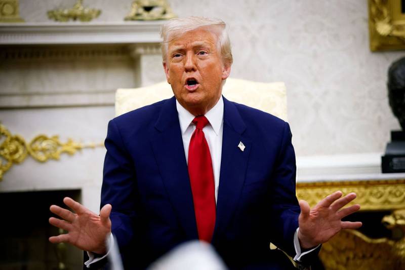 مسئله برنامه هسته‌ای ایران را به هر شکل حل می‌کنیم