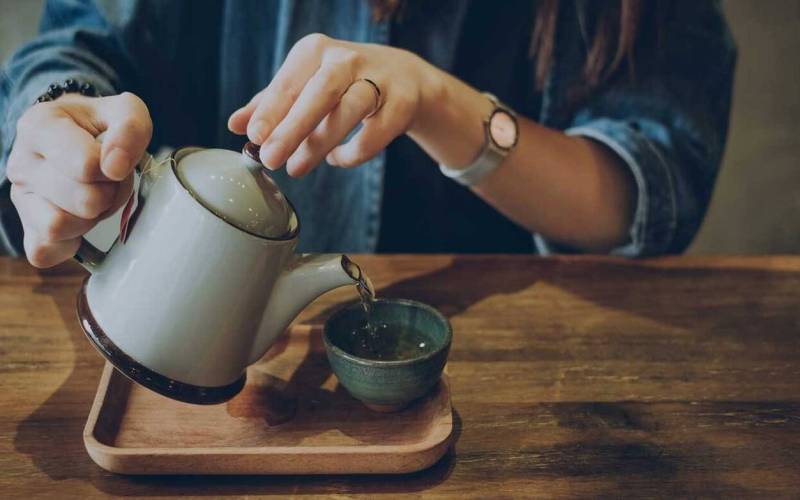 بهترین نوشیدنی‌ها برای کوچک کردن شکم