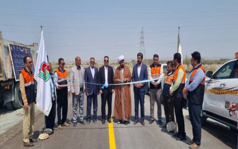 افتتاح راه روستایی حسن ترکی و روکش محور کهنوج-جیرفت با اعتباری ۳۰ میلیارد تومانی