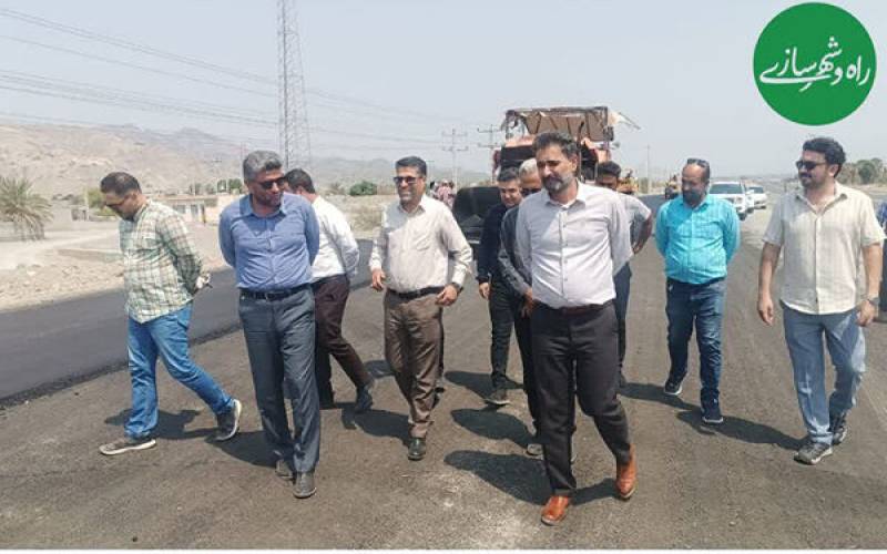 بررسی زیرساخت‌های مسکن ملی در جنوب کرمان با حضور عضو هیأت عامل صندوق ملی مسکن