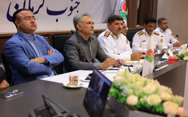 آماده‌باش کامل در محورهای جاده‌ای جنوب کرمان؛ جاده‌ها برای استقبال از عزاداران مهیا شد